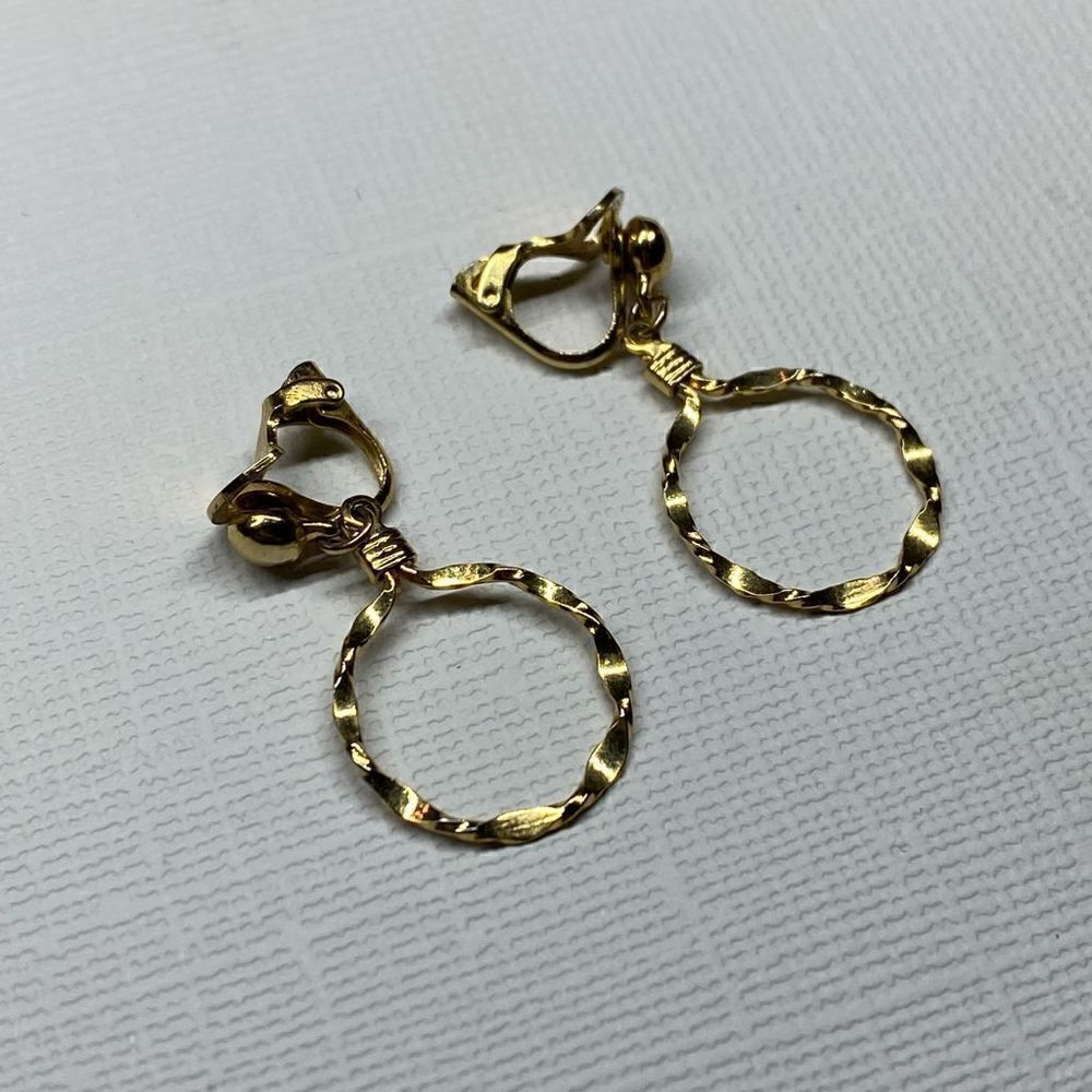 Vintage Gold Tone Twisted Hoop Clip-On Earrings | Patented Clips